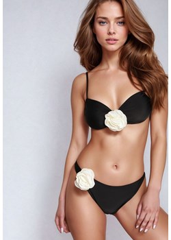 Czarne Bikini Klasyczny Biustonosz i Figi Ozdobione Kwiatową Aplikacją Rivaeria ze sklepu Born2be Odzież w kategorii Stroje kąpielowe - zdjęcie 173842040