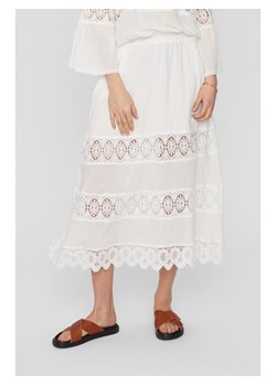 NÜMPH Spódnica &quot;Gaia&quot; w kolorze białym ze sklepu Limango Polska w kategorii Spódnice - zdjęcie 173845370