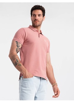 Męska jednokolorowa koszulka polo BASIC z dzianiny pique - ciemnoróżowa V7 OM-POBS-0100 ze sklepu ombre w kategorii T-shirty męskie - zdjęcie 173848321