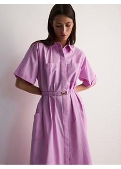 Reserved - Koszulowa sukienka oversize - fuksja ze sklepu Reserved w kategorii Sukienki - zdjęcie 173850374