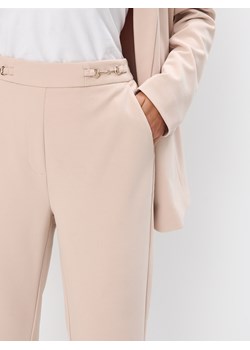 Mohito - Eleganckie beżowe spodnie - beżowy ze sklepu Mohito w kategorii Spodnie damskie - zdjęcie 173854610
