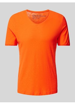 T-shirt z dekoltem w serek ze sklepu Peek&Cloppenburg  w kategorii T-shirty męskie - zdjęcie 173857062