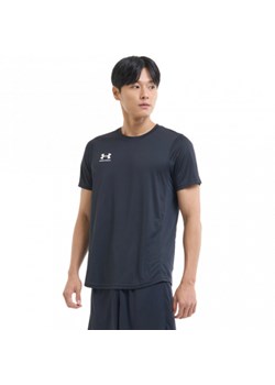 Męska koszulka treningowa Under Armour UA M's Challenger Train Ss - czarna ze sklepu Sportstylestory.com w kategorii T-shirty męskie - zdjęcie 173859510