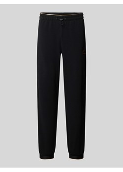 Spodnie dresowe z prostą nogawką i naszywką z logo model ‘GOLD LABEL’ ze sklepu Peek&Cloppenburg  w kategorii Spodnie męskie - zdjęcie 173863632