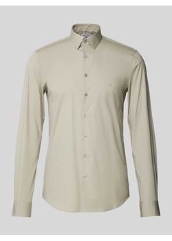 Koszula biznesowa o kroju slim fit z wyhaftowanym logo model ‘Bari’ ze sklepu Peek&Cloppenburg  w kategorii Koszule męskie - zdjęcie 173864033
