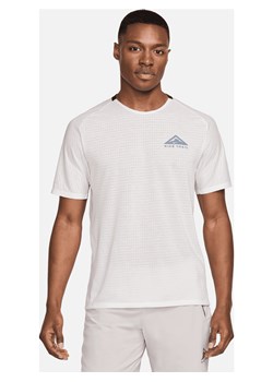 Męska koszulka z krótkim rękawem do biegania Dri-FIT Nike Trail Solar Chase - Biel ze sklepu Nike poland w kategorii T-shirty męskie - zdjęcie 173864382