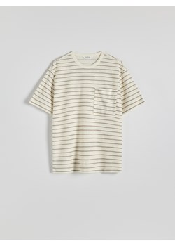 Reserved - T-shirt comfort z kieszonką - oliwkowy ze sklepu Reserved w kategorii T-shirty męskie - zdjęcie 173870273