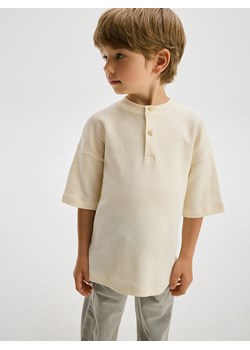 Reserved - T-shirt oversize - złamana biel ze sklepu Reserved w kategorii T-shirty chłopięce - zdjęcie 173870321