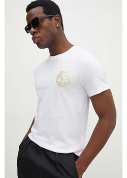 Versace Jeans Couture t-shirt bawełniany męski kolor biały z nadrukiem 77GAHT00 CJ00T ze sklepu ANSWEAR.com w kategorii T-shirty męskie - zdjęcie 173872274