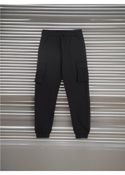 Sinsay - Spodnie dresowe jogger - czarny ze sklepu Sinsay w kategorii Spodnie chłopięce - zdjęcie 173875652