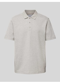 Koszulka polo o kroju regular fit z fakturowanym wzorem ze sklepu Peek&Cloppenburg  w kategorii T-shirty męskie - zdjęcie 173878221