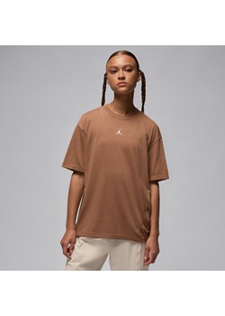 Damska koszulka z krótkim rękawem i motywem otwartego rombu Jordan Sport - Brązowy ze sklepu Nike poland w kategorii Bluzki damskie - zdjęcie 173878854