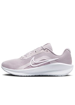 Buty Nike Downshifter 13 FD6476-007 - różowe ze sklepu streetstyle24.pl w kategorii Buty sportowe damskie - zdjęcie 173881572