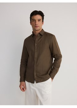 Reserved - Lniana koszula regular fit - brązowy ze sklepu Reserved w kategorii Koszule męskie - zdjęcie 173883124