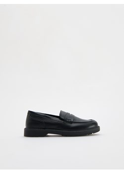 Reserved - Eleganckie loafersy - czarny ze sklepu Reserved w kategorii Półbuty dziecięce - zdjęcie 173883284