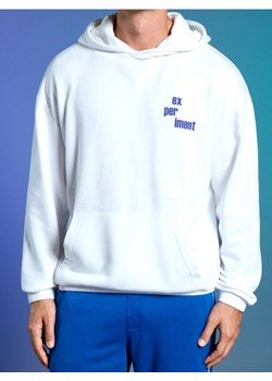 Sinsay - Bluza z kapturem - biały ze sklepu Sinsay w kategorii Bluzy męskie - zdjęcie 173883804