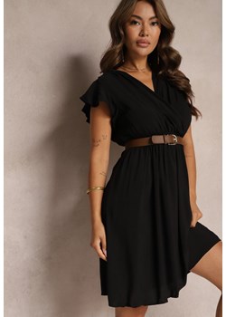 Czarna Sukienka o Rozkloszowanym Kroju z Gumką w Pasie i Falbanką Xalvia ze sklepu Renee odzież w kategorii Sukienki - zdjęcie 173887024