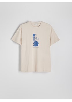 Reserved - T-shirt regular z nadrukiem - beżowy ze sklepu Reserved w kategorii T-shirty męskie - zdjęcie 173888821