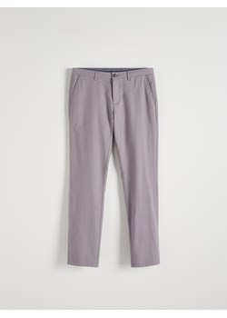 Reserved - Spodnie chino slim fit - jasnoszary ze sklepu Reserved w kategorii Spodnie męskie - zdjęcie 173888910