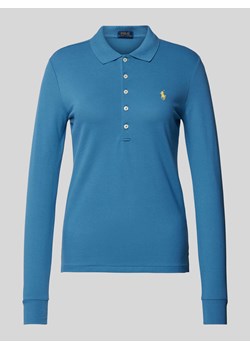 Koszulka polo o kroju slim fit z wyhaftowanym logo model ‘JULIE’ ze sklepu Peek&Cloppenburg  w kategorii Bluzki damskie - zdjęcie 173889573