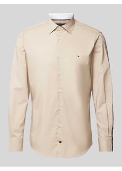 Koszula biznesowa o kroju regular fit z wyhaftowanym logo model ‘John’ ze sklepu Peek&Cloppenburg  w kategorii Koszule męskie - zdjęcie 173895371