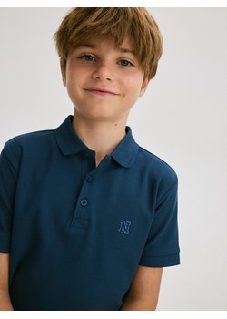Reserved - Koszulka polo z haftem - granatowy ze sklepu Reserved w kategorii T-shirty chłopięce - zdjęcie 173898531