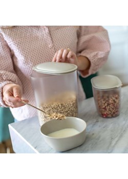 koziol Pojemnik &quot;Connect Oval Storage L&quot; w kolorze kremowym - 2,5 l ze sklepu Limango Polska w kategorii Pojemniki kuchenne - zdjęcie 173929684