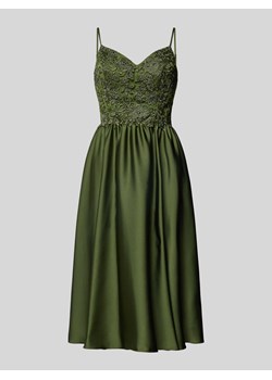 Sukienka koktajlowa obszyta ozdobnymi kamieniami ze sklepu Peek&Cloppenburg  w kategorii Sukienki - zdjęcie 173968043