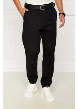 Armani Exchange Spodnie jogger | Regular Fit ze sklepu Gomez Fashion Store w kategorii Spodnie męskie - zdjęcie 173973411