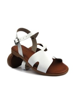 Sandały damskie na płaskiej podeszwie - Potocki 24-64302, białe ze sklepu ulubioneobuwie w kategorii Sandały damskie - zdjęcie 173974501
