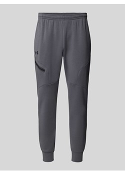 Spodnie dresowe o kroju regular fit z kieszenią zapinaną na zamek błyskawiczny ze sklepu Peek&Cloppenburg  w kategorii Spodnie męskie - zdjęcie 173976492