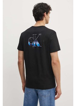 Calvin Klein Jeans t-shirt bawełniany męski kolor czarny z nadrukiem J30J325683 ze sklepu ANSWEAR.com w kategorii T-shirty męskie - zdjęcie 173998852
