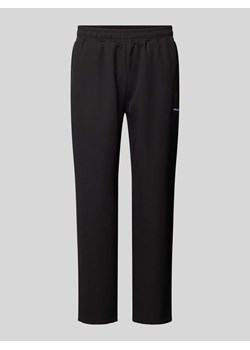 Spodnie dresowe z prostą nogawką i plisami model ‘TROY’ ze sklepu Peek&Cloppenburg  w kategorii Spodnie męskie - zdjęcie 173999304