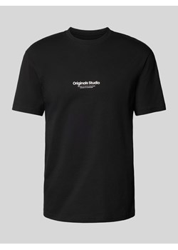 T-shirt z nadrukiem z logo model ‘VESTERBRO’ ze sklepu Peek&Cloppenburg  w kategorii T-shirty męskie - zdjęcie 173999931