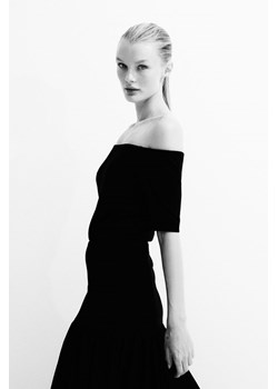 H & M - Dżersejowy top z odkrytymi ramionami - Czarny ze sklepu H&M w kategorii Bluzki damskie - zdjęcie 174001033