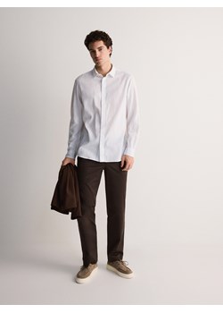 Reserved - Bawełniana koszula regular fit - biały ze sklepu Reserved w kategorii Koszule męskie - zdjęcie 174004061
