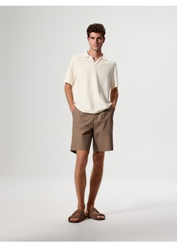 Reserved - Koszulka polo regular fit - złamana biel ze sklepu Reserved w kategorii T-shirty męskie - zdjęcie 174007442