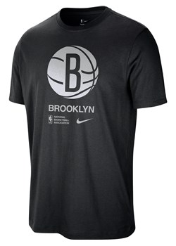 T-shirt męski Nike NBA Brooklyn Nets Courtside - Czerń ze sklepu Nike poland w kategorii T-shirty męskie - zdjęcie 174019751