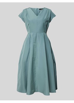 Sukienka midi z dekoltem w serek model ‘ETUANIA’ ze sklepu Peek&Cloppenburg  w kategorii Sukienki - zdjęcie 174025170