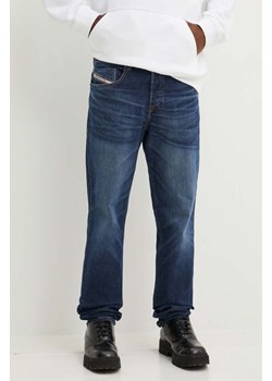 Diesel jeansy 2023 D-FINITIVE L.34 PANTALONI męskie A10231.09J47 ze sklepu ANSWEAR.com w kategorii Jeansy męskie - zdjęcie 174035492