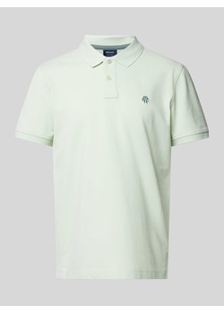 Koszulka polo o kroju regular fit z wyhaftowanym logo ze sklepu Peek&Cloppenburg  w kategorii T-shirty męskie - zdjęcie 174037400