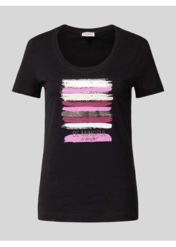 T-shirt z nadrukiem ze sloganem ze sklepu Peek&Cloppenburg  w kategorii Bluzki damskie - zdjęcie 174042692