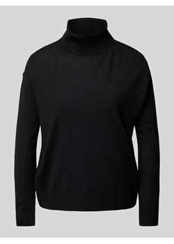 Sweter z wywijanym kołnierzem i detalem z logo ze sklepu Peek&Cloppenburg  w kategorii Swetry damskie - zdjęcie 174052591
