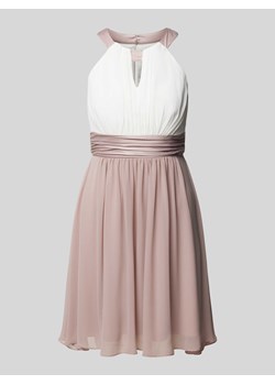 Sukienka koktajlowa z taśmą w talii ze sklepu Peek&Cloppenburg  w kategorii Sukienki - zdjęcie 174053064