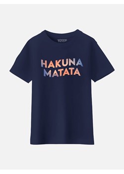 WOOOP Koszulka &quot;Hakuna Matata&quot; w kolorze granatowym ze sklepu Limango Polska w kategorii T-shirty chłopięce - zdjęcie 174055684