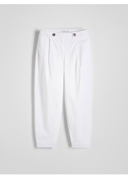 Reserved - Spodnie baloon - biały ze sklepu Reserved w kategorii Spodnie damskie - zdjęcie 174059973