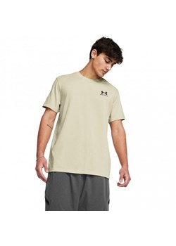 Męski t-shirt z nadrukiem Under Armour UA Icon Fleece Crew - beżowy ze sklepu Sportstylestory.com w kategorii T-shirty męskie - zdjęcie 174072702