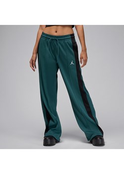 Damskie spodnie dresowe z dzianiny Jordan - Zieleń ze sklepu Nike poland w kategorii Spodnie damskie - zdjęcie 174073351