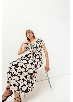 H & M - Sukienka z odkrytymi ramionami - Beżowy ze sklepu H&M w kategorii Sukienki - zdjęcie 174087852
