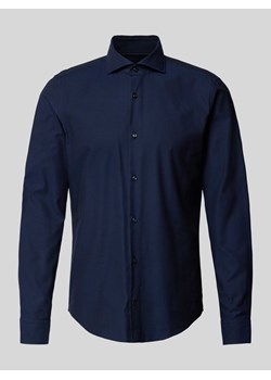 Koszula biznesowa o kroju slim fit z kołnierzykiem typu kent ze sklepu Peek&Cloppenburg  w kategorii Koszule męskie - zdjęcie 174088131